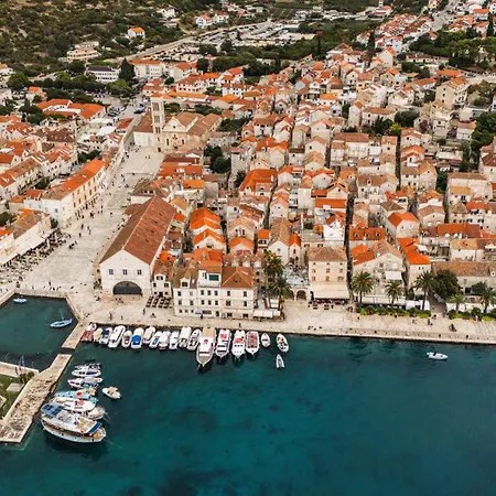 Blu Riva Hvar * هفار