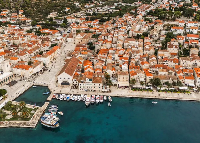 Blu Riva Hvar * هفار